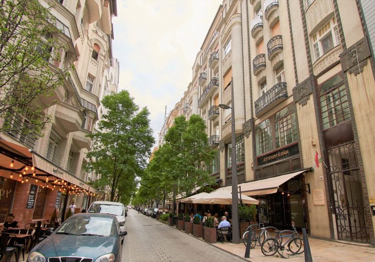 Luxuslakás Pest belvárosában – V. ker. Október 6. utca / str.